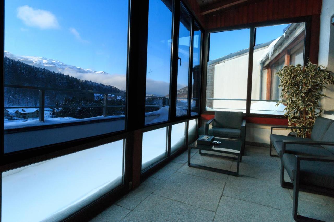 Best View Ap With Parking And 2 Bathrooms Sinaia Exterior photo
